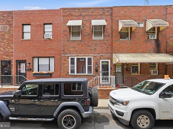 2432 S Bancroft Street, Philadelphia PA 19145