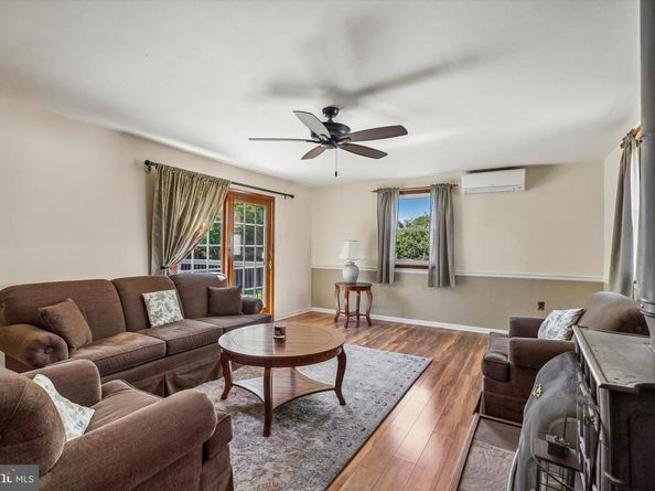 312 Elm Street, Warminster PA 18974