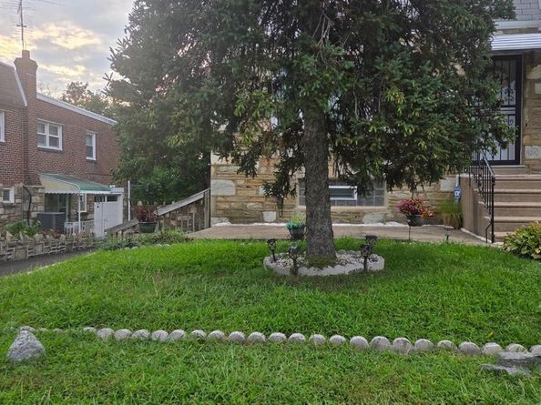 8116 Leonard Street, Philadelphia PA 19152