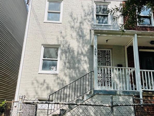 404 Burbank Street SE, Washington DC 20019
