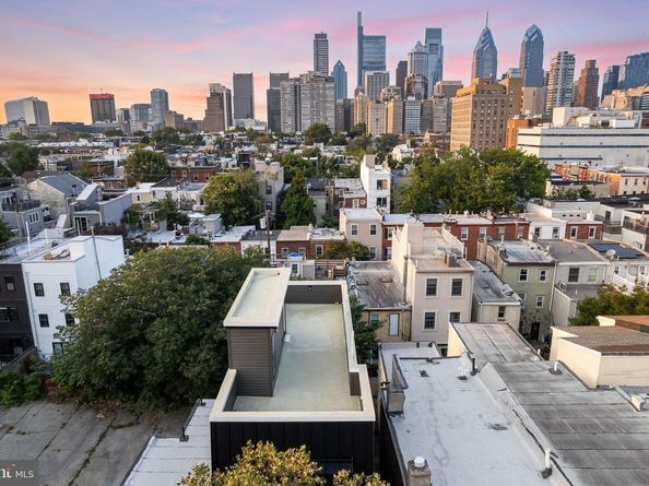 1915 Fitzwater Street, Philadelphia PA 19146