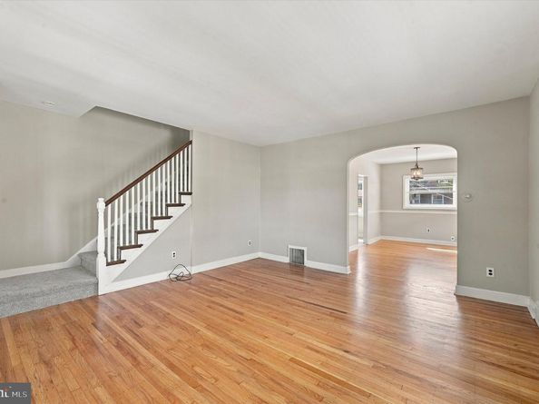 1030 Agnew Drive, Drexel Hill PA 19026