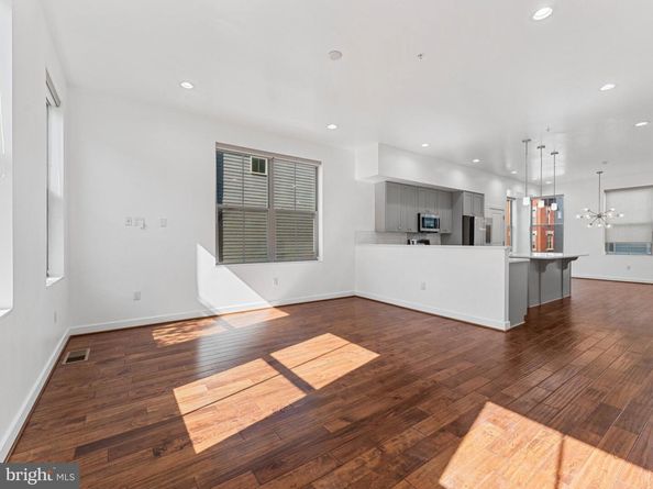 1429 S Lawrence Terrace, Philadelphia PA 19147
