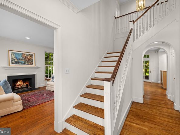 3847 Macomb Street NW, Washington DC 20016
