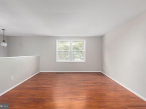 12821 Longleaf Lane, Herndon VA 20170