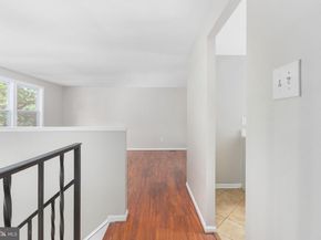 12821 Longleaf Lane, Herndon VA 20170