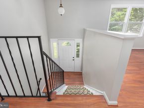 12821 Longleaf Lane, Herndon VA 20170