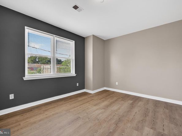 1511 W Seybert Street, Philadelphia PA 19121