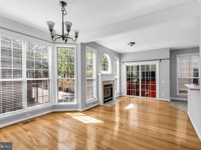 6013 Riddle Walk, Alexandria VA 22312