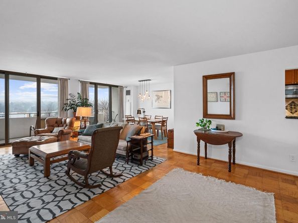 5101 River Road 901, Bethesda MD 20816