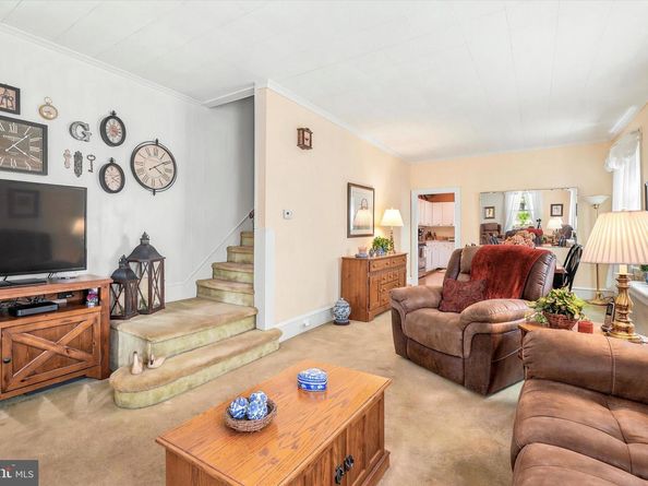 107 W 10TH Avenue, Conshohocken PA 19428