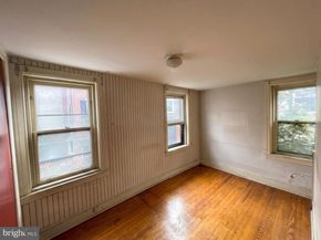 1136 Waverly Street, Philadelphia PA 19147