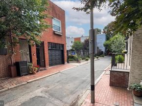 1136 Waverly Street, Philadelphia PA 19147