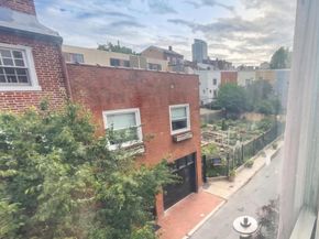 1136 Waverly Street, Philadelphia PA 19147