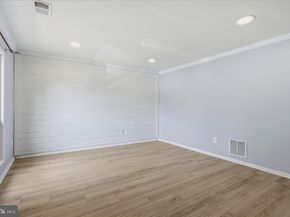 1105 Freshrain Court, Herndon VA 20170