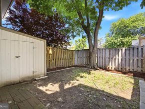 1105 Freshrain Court, Herndon VA 20170