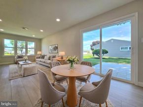 10 Linden Lane, Levittown PA 19054