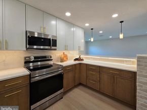 10 Linden Lane, Levittown PA 19054