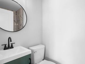 5243 N 10TH Street, Philadelphia PA 19141