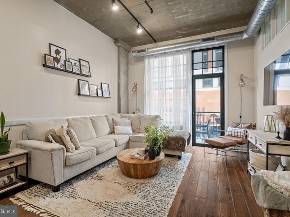 112 N 2nd Street 5B2, Philadelphia PA 19106