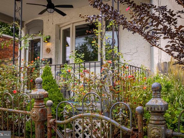 491 Hermitage Street, Philadelphia PA 19128