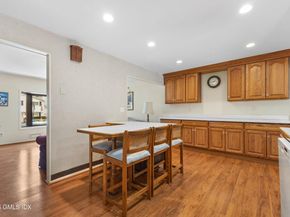 21 Amherst Road, Riverside CT 06878