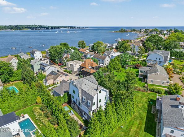 14 Promised Road, Westport CT 06880