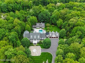 34 Carrington Drive, Greenwich CT 06831