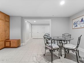 279 E Middle Patent Road, Greenwich CT 06831