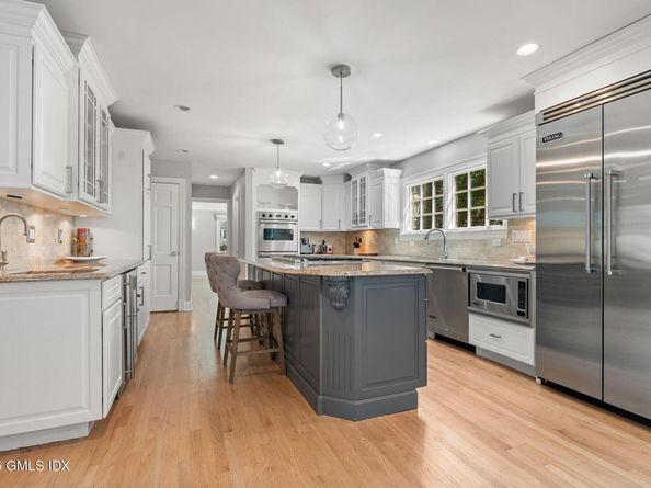 279 E Middle Patent Road, Greenwich CT 06831