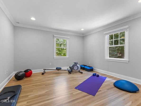 279 E Middle Patent Road, Greenwich CT 06831