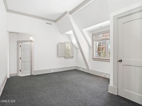 164 Round Hill Road, Greenwich CT 06831