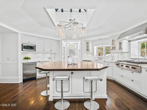 164 Round Hill Road, Greenwich CT 06831