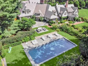 164 Round Hill Road, Greenwich CT 06831