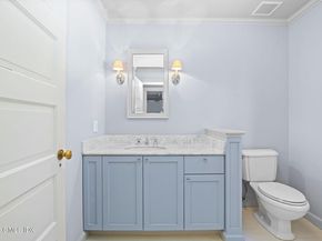 164 Round Hill Road, Greenwich CT 06831