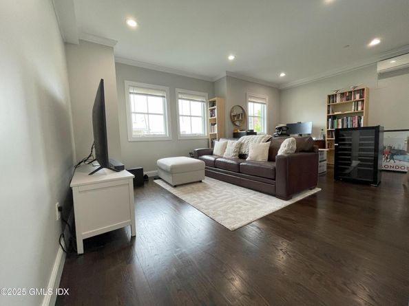 4 Armonk Street, Greenwich CT 06830