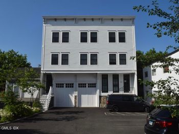 4 Armonk Street
