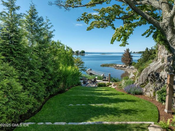 25 Tokeneke Trail, Darien CT 06820
