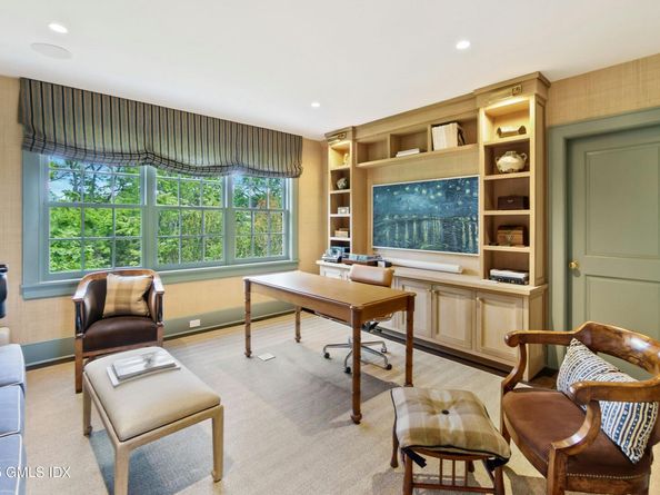 25 Tokeneke Trail, Darien CT 06820