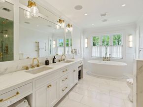 25 Tokeneke Trail, Darien CT 06820