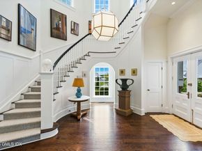 25 Tokeneke Trail, Darien CT 06820