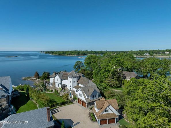 25 Tokeneke Trail, Darien CT 06820