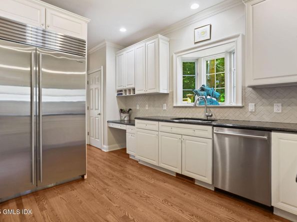 1 Prescott Lane, Greenwich CT 06830