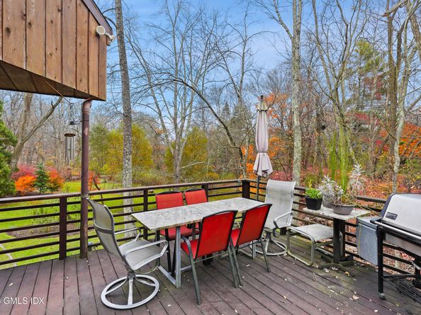 198 E Middle Patent Road, Greenwich CT 06831