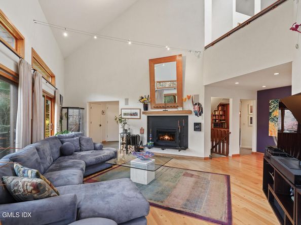 198 E Middle Patent Road, Greenwich CT 06831