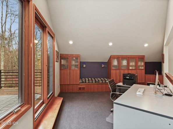 198 E Middle Patent Road, Greenwich CT 06831