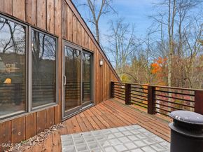 198 E Middle Patent Road, Greenwich CT 06831