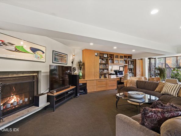 198 E Middle Patent Road, Greenwich CT 06831