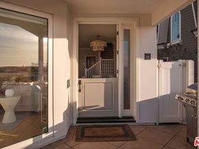 506 W Oceanfront 2, Newport Beach CA 92661
