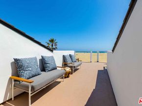 506 W Oceanfront 2, Newport Beach CA 92661